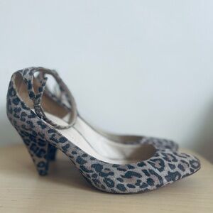 Loeffler Randall Grey Cheetah Print Kitten Heels Ankle Strap Size 9